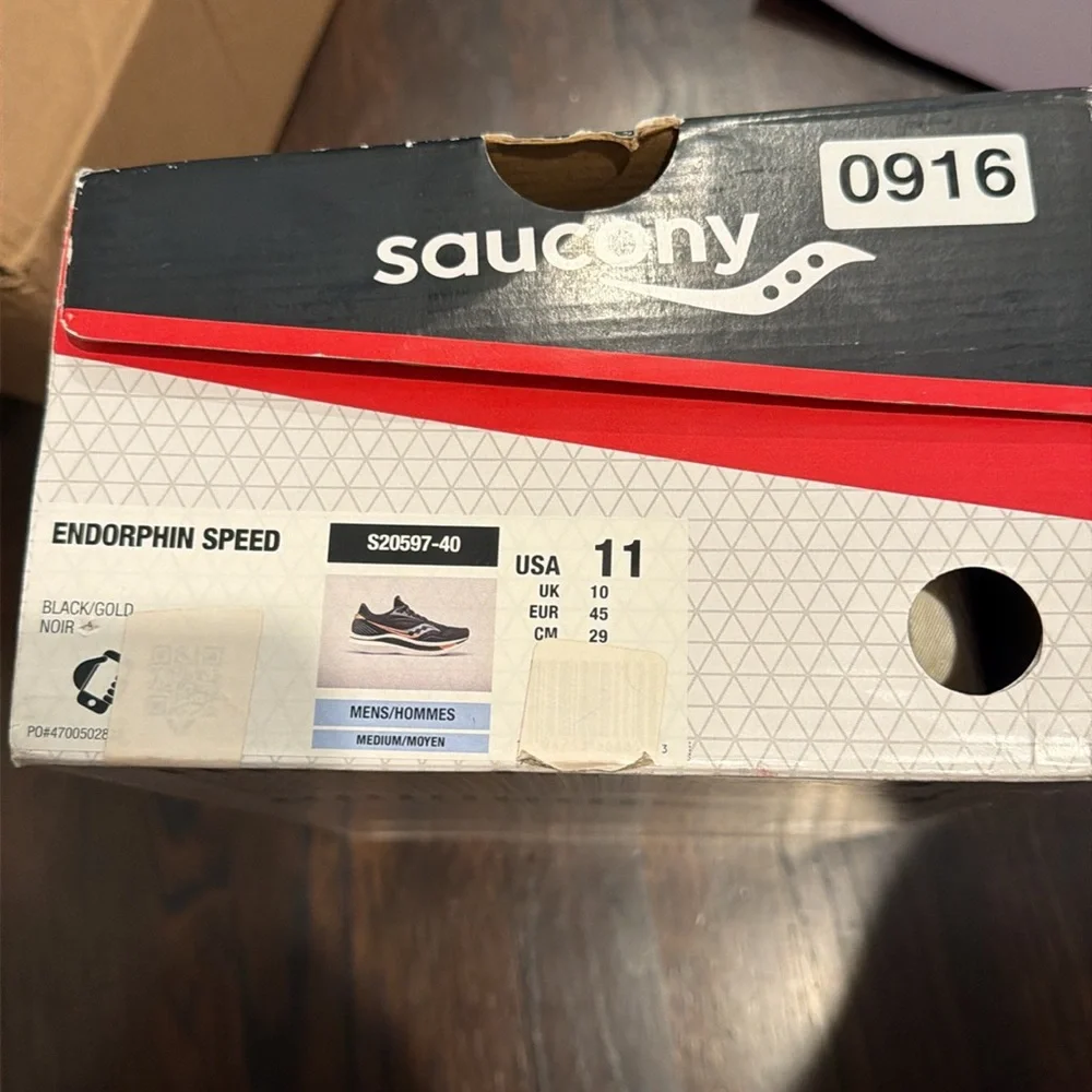 Saucony Men's Black and Copper/Gold Running Sneakers Endorphin Speed